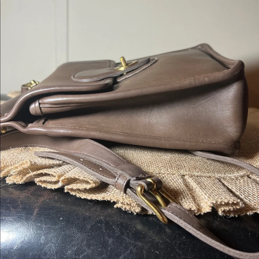 Vintage Coach Murphy Bag in Taupe (rare) - Picture 2 of 9